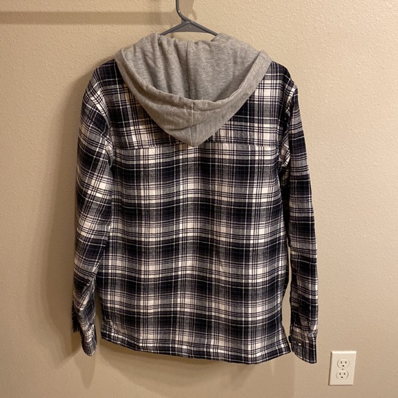 Redhead Brand Co. Black and white plaid flannel with inner zip up hoodie - Picture 4 of 4